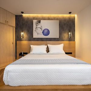 Triple A - Prime Location - Between Monastiraki & Syntagma Square-Free Parking!
